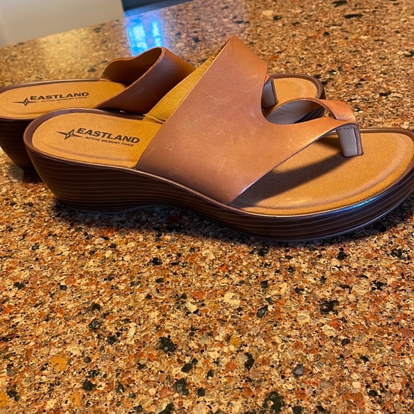 Eastland Sandals - Picture 4 of 6